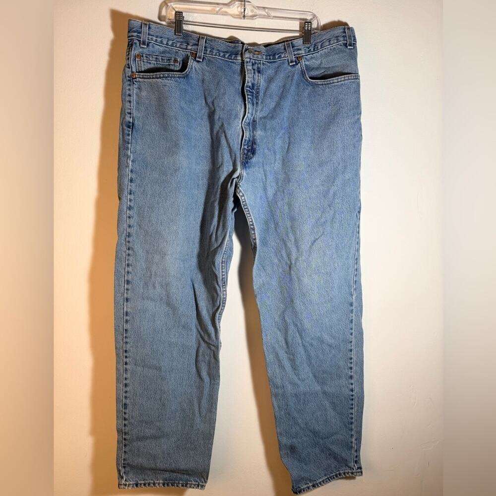 Vintage Levi's 550 Light Blue Relaxed Fit Jeans
